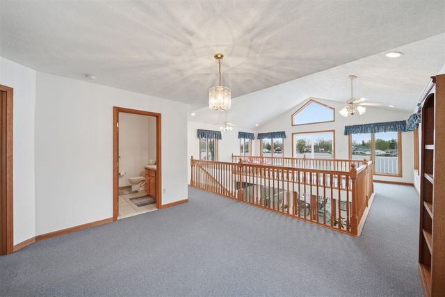 217 N Lakeside Drive, Michigan Center, MI 49254