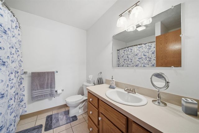 217 N Lakeside Drive, Michigan Center, MI 49254