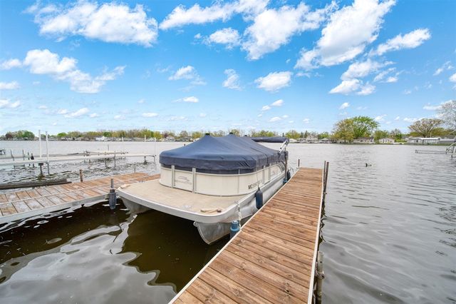 217 N Lakeside Drive, Michigan Center, MI 49254