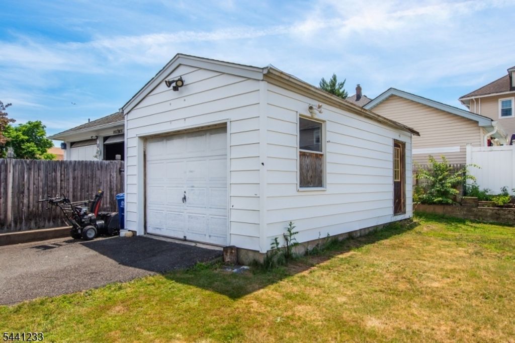 151 Luddington Ave, Clifton City, NJ 07011 — photo 4