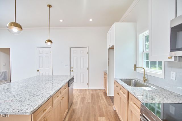 808 Eva Street, Durham, NC 27701