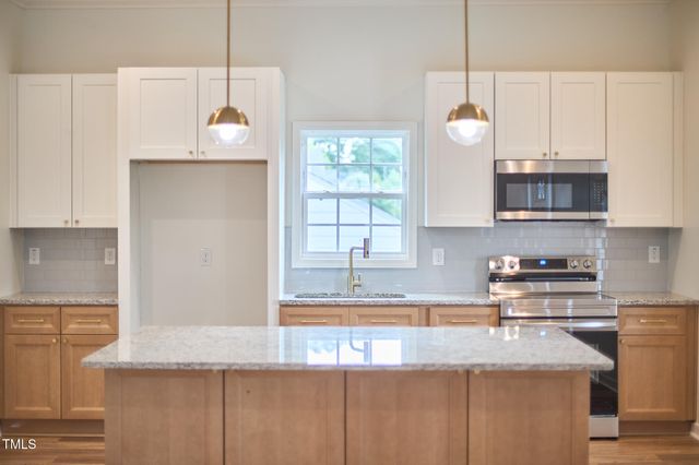 808 Eva Street, Durham, NC 27701