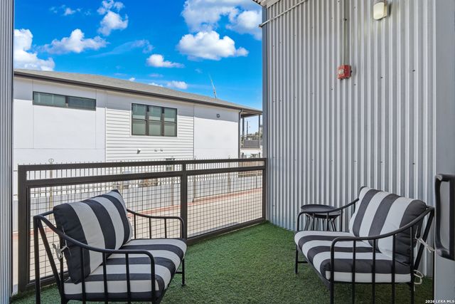 831 S Flores St Ste 3114, San Antonio, TX 78204