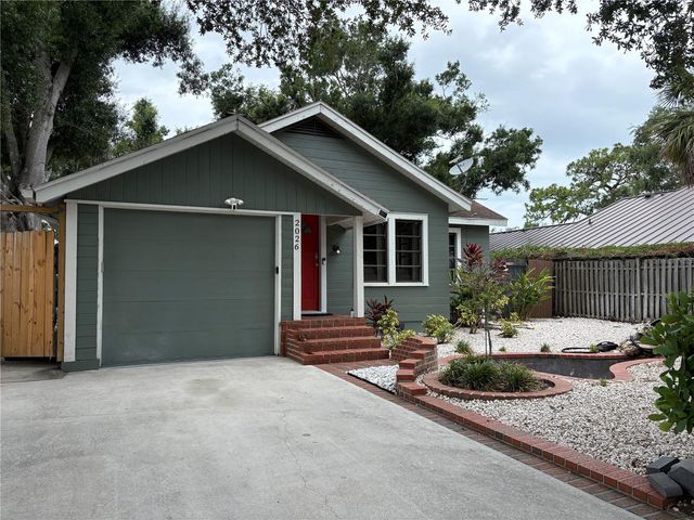 2026 GROVE STREET, Sarasota, FL 34239