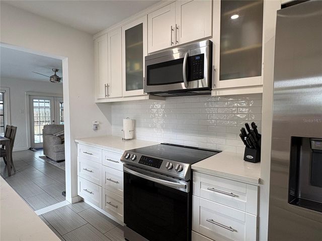 2026 GROVE STREET, Sarasota, FL 34239
