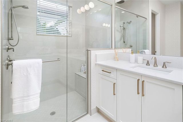 2738 Ridgecrest PL, Naples, FL 34112