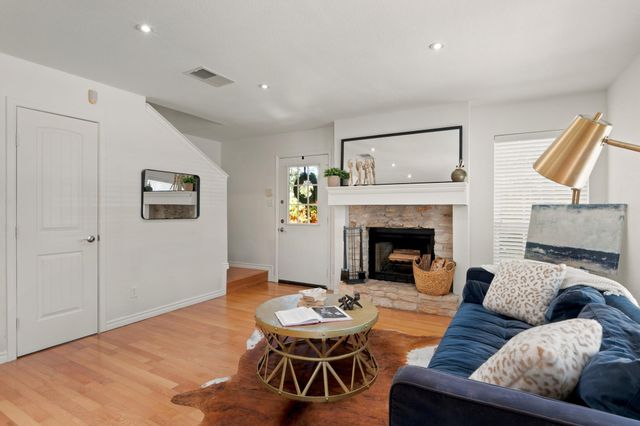 1504 Allen RD B, Austin, TX 78746
