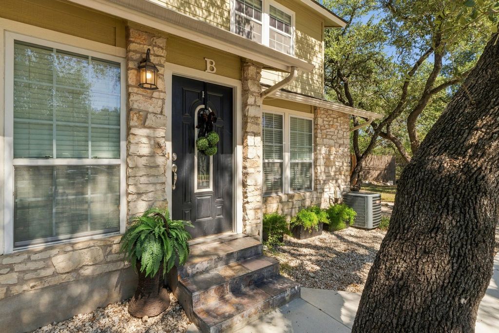 1504 Allen RD B, Austin, TX 78746