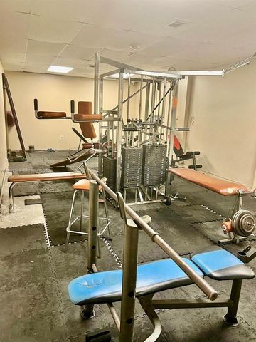 2903 N Miami Beach Blvd 1003, North Miami Beach, FL 33160