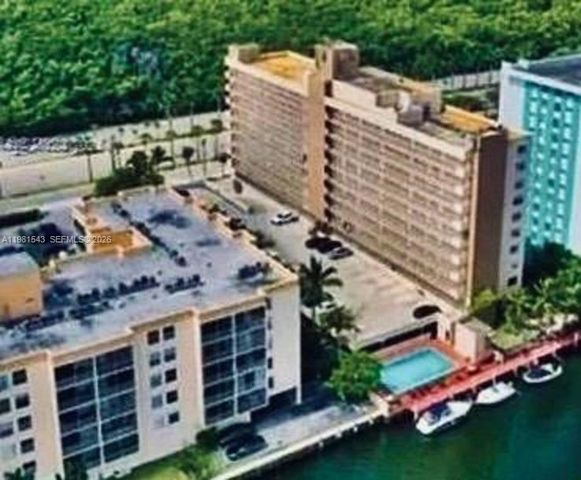 2903 N Miami Beach Blvd 1003, North Miami Beach, FL 33160