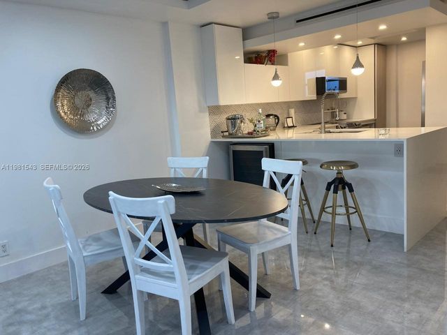 2903 N Miami Beach Blvd 1003, North Miami Beach, FL 33160
