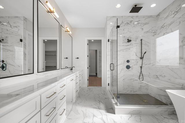 6143 Majestic Waters, Benton, AR 72019