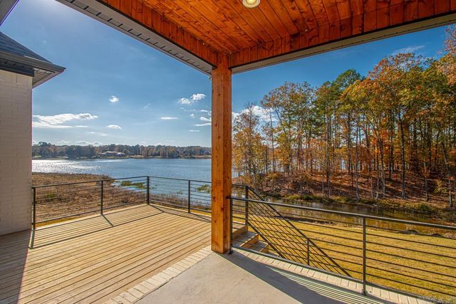 6143 Majestic Waters, Benton, AR 72019