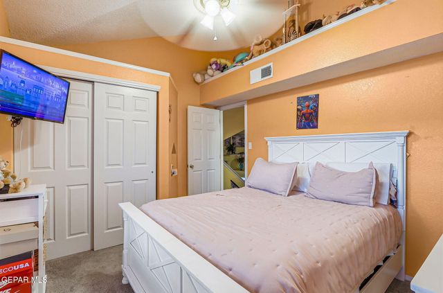 11044 WEDGE Lane, El Paso, TX 79934