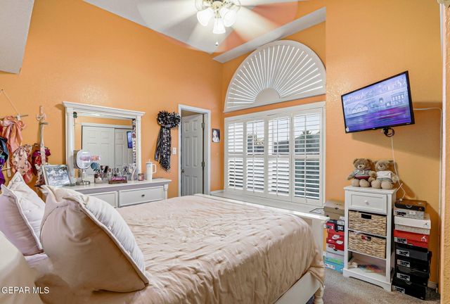 11044 WEDGE Lane, El Paso, TX 79934