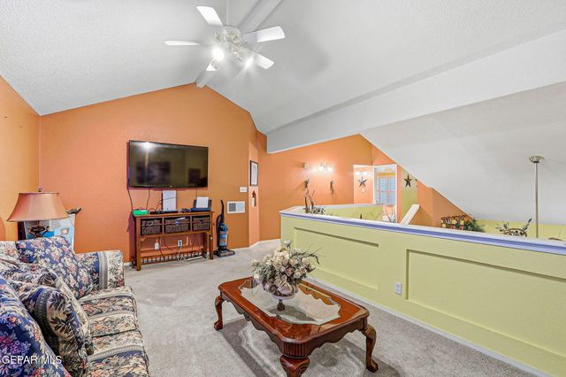 11044 WEDGE Lane, El Paso, TX 79934