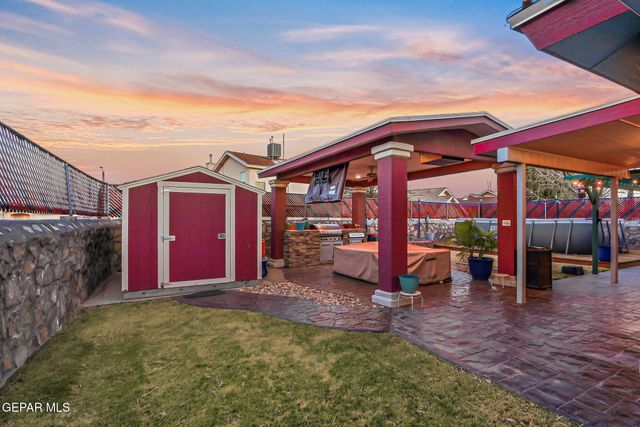 11044 WEDGE Lane, El Paso, TX 79934