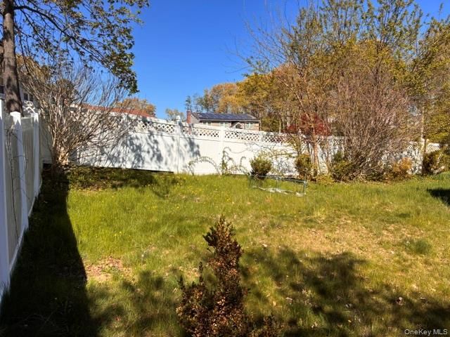 190 Hilltop Drive, Brentwood, NY 11717