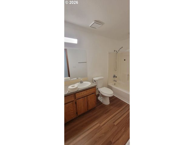 3857 Se 136TH Ave, Portland, OR 97236