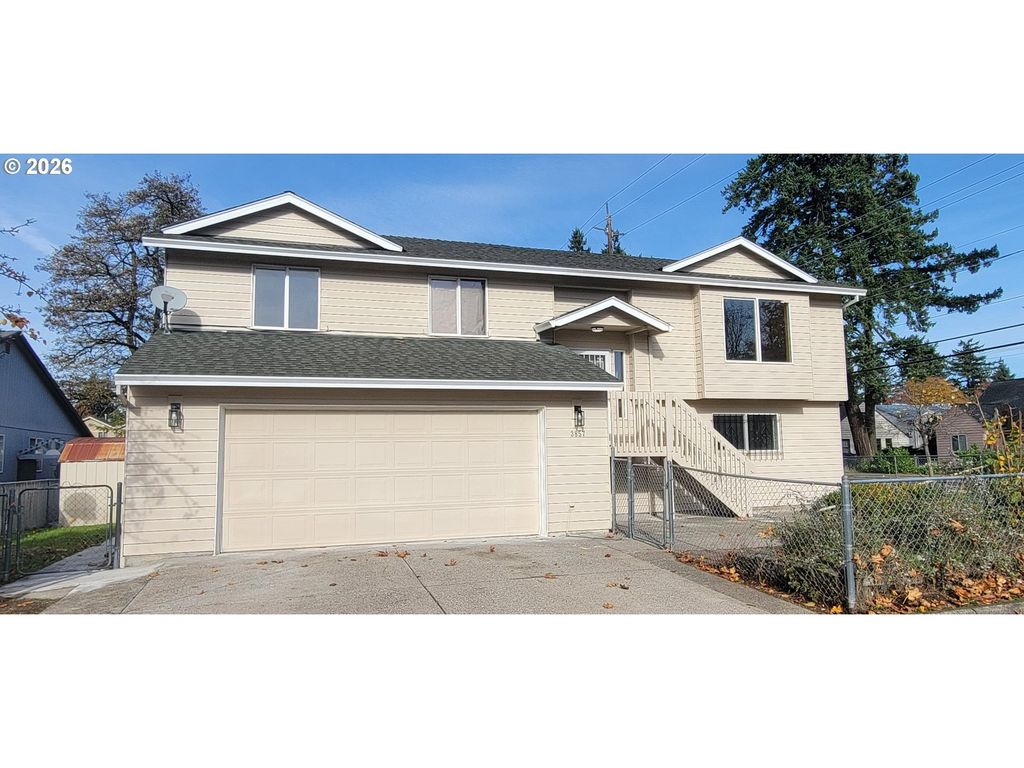 3857 Se 136TH Ave, Portland, OR 97236
