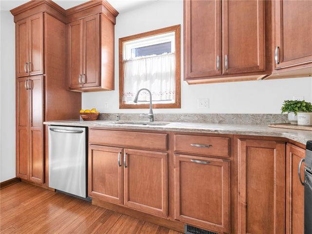 17 Catalpa Avenue, East Providence, RI 02915