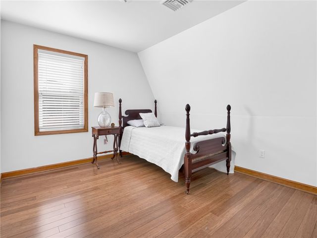 17 Catalpa Avenue, East Providence, RI 02915