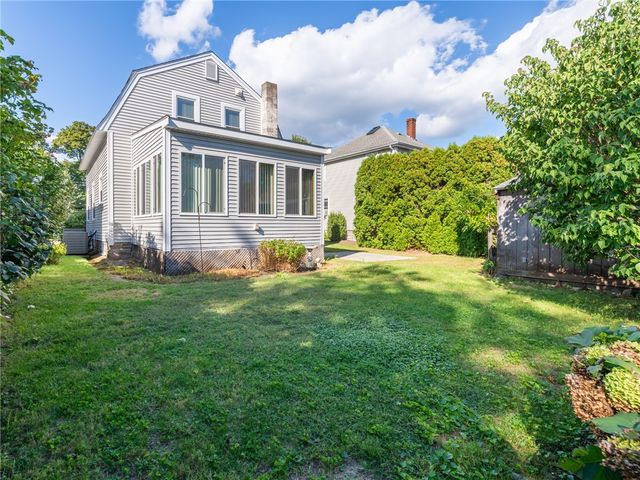 17 Catalpa Avenue, East Providence, RI 02915