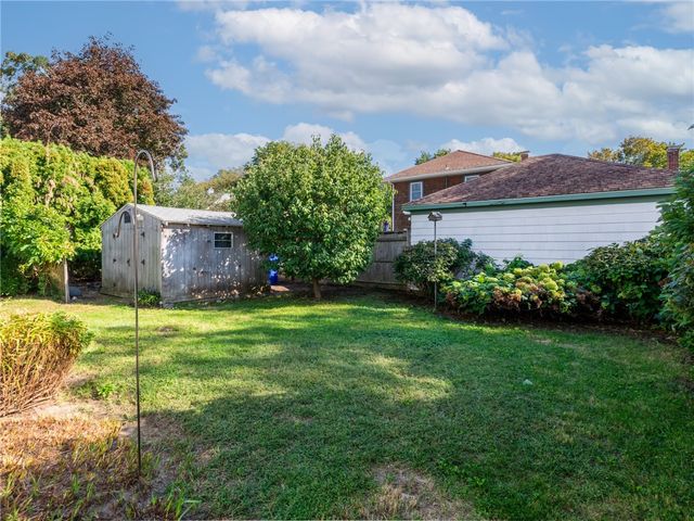 17 Catalpa Avenue, East Providence, RI 02915