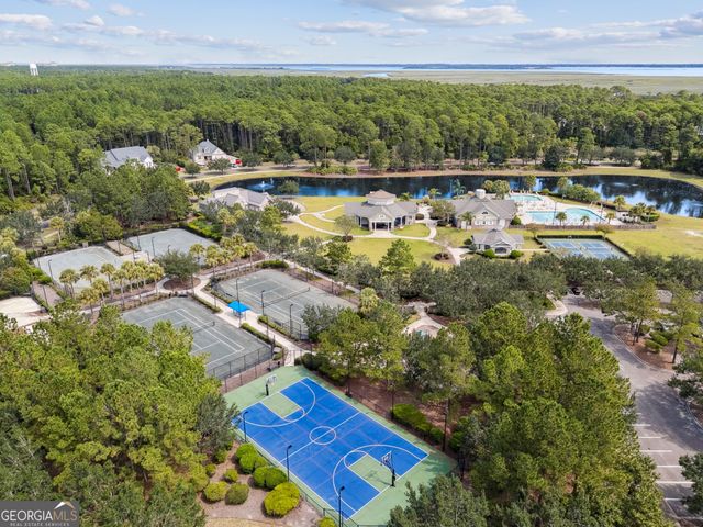101 Spanish Moss Court, St. Marys, GA 31558