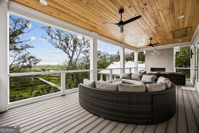 101 Spanish Moss Court, St. Marys, GA 31558