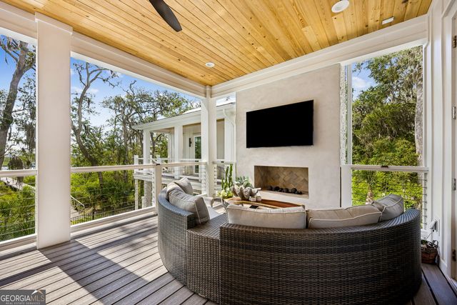 101 Spanish Moss Court, St. Marys, GA 31558