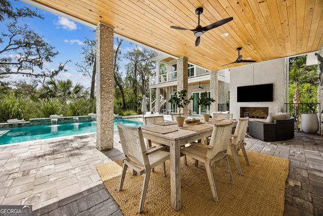 101 Spanish Moss Court, St. Marys, GA 31558
