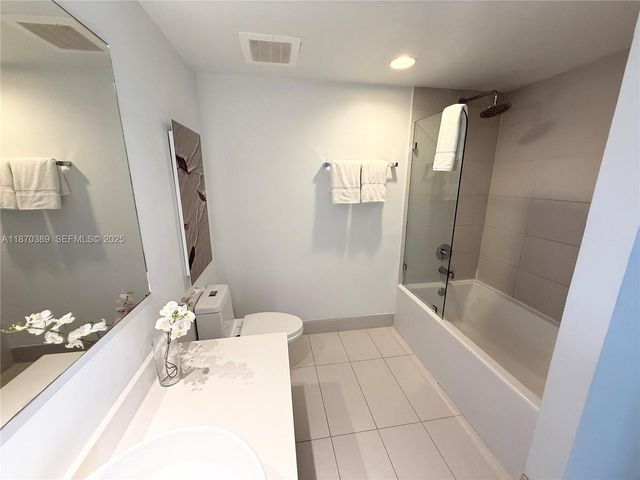 2602 E Hallandale Beach Blvd R2510, Hallandale Beach, FL 33009