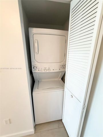 2602 E Hallandale Beach Blvd R2510, Hallandale Beach, FL 33009