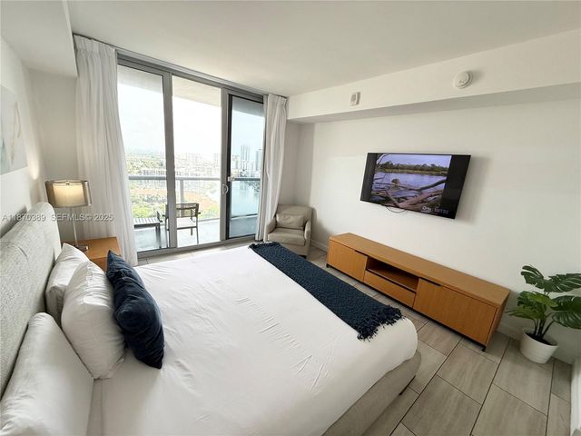 2602 E Hallandale Beach Blvd R2510, Hallandale Beach, FL 33009