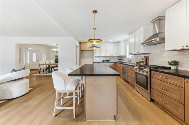 6234 Wigton Drive, Houston, TX 77096