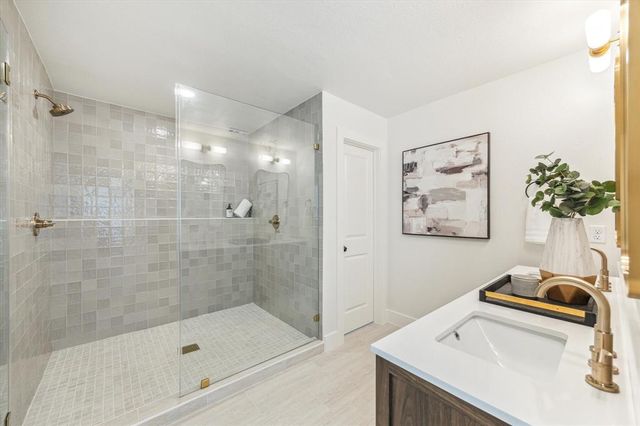 6234 Wigton Drive, Houston, TX 77096