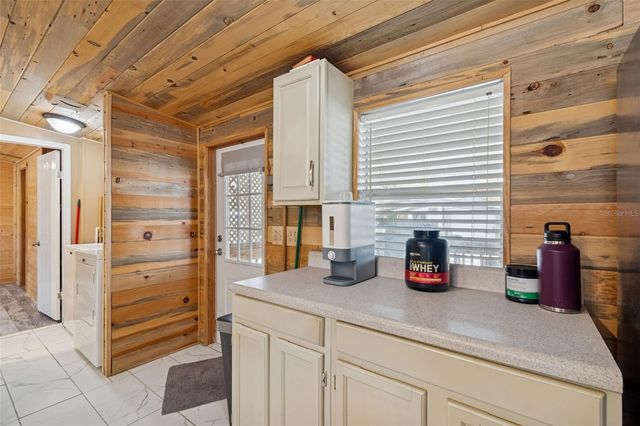 6411 HOLLOMAN CREEK COURT, Plant City, FL 33565