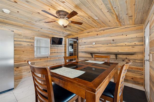 6411 HOLLOMAN CREEK COURT, Plant City, FL 33565