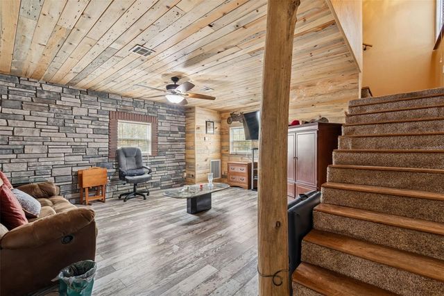 6411 HOLLOMAN CREEK COURT, Plant City, FL 33565