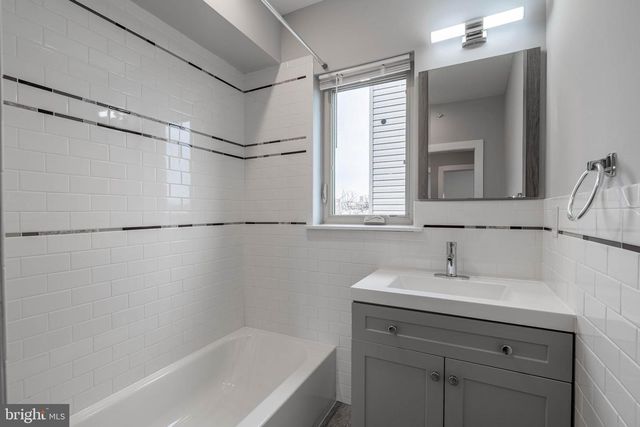 531 W BERKS ST, Philadelphia, PA 19122