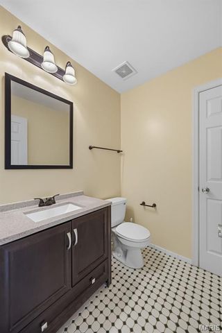 1900 Old Hickory Court, Arnold, MO 63010