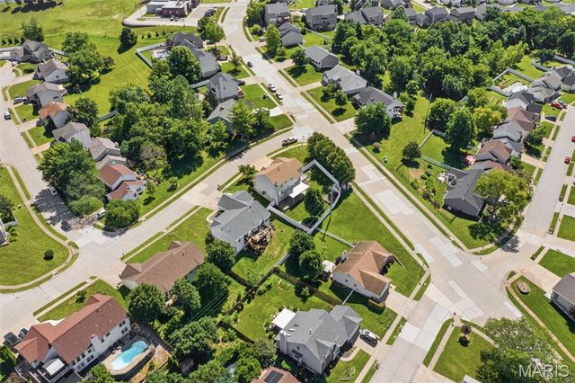 1900 Old Hickory Court, Arnold, MO 63010
