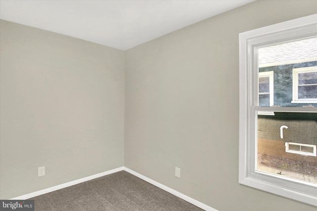 15 PEAR AVE, Manchester, PA 17345