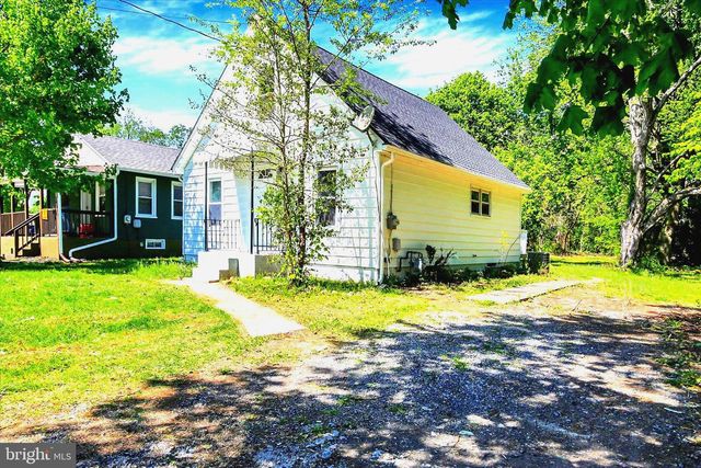 15 PEAR AVE, Manchester, PA 17345