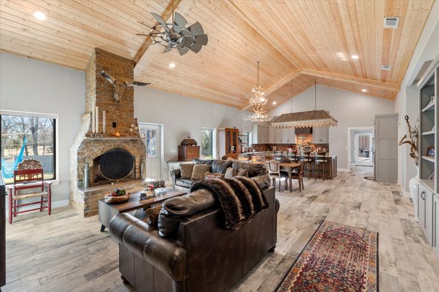8291 State Highway 198, Mabank, TX 75156