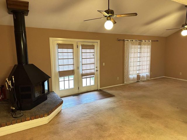 2127 S Pearl Street, Janesville, WI 53546