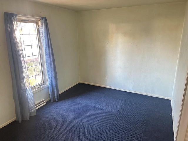 2127 S Pearl Street, Janesville, WI 53546