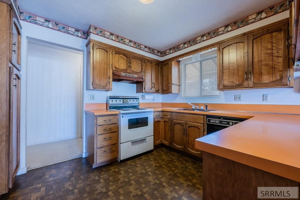 Image 4 of property listing at 1985 Tiffany Drive, Idaho Falls, ID 83404