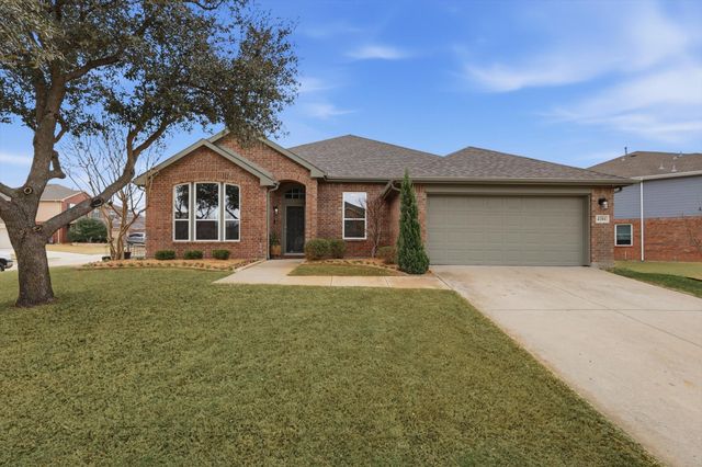 4201 Little Bend Court, Fort Worth, TX 76244
